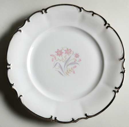The Rondo Salad Plate