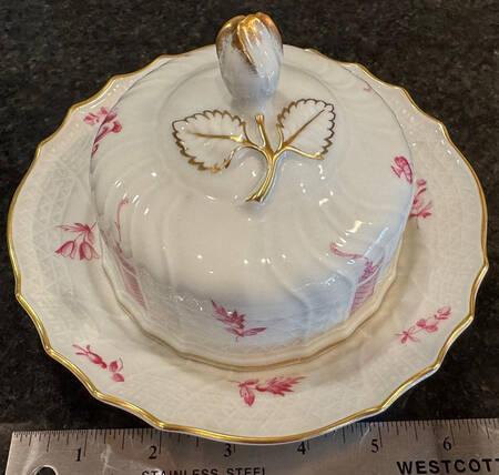 Sanssouci Round Covered Butter