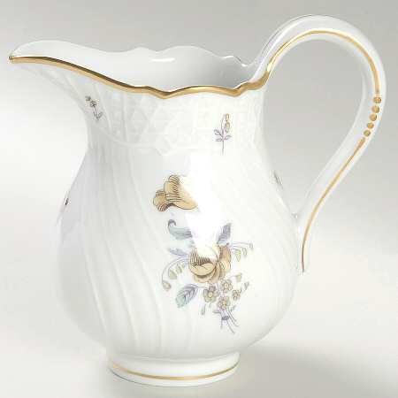 Saxony Creamer