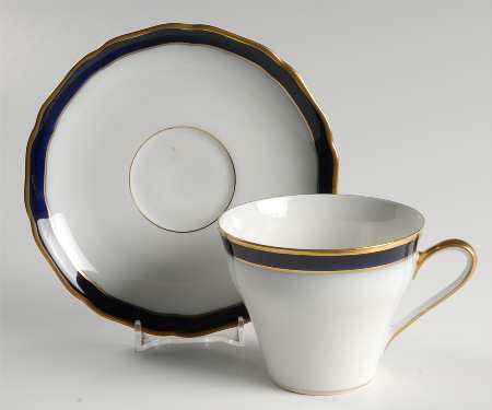 Scarborough Flat Cup & Saucer Set