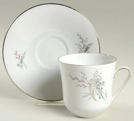 Sea Breeze Flat Cup & Saucer Set by Hutschenreuther