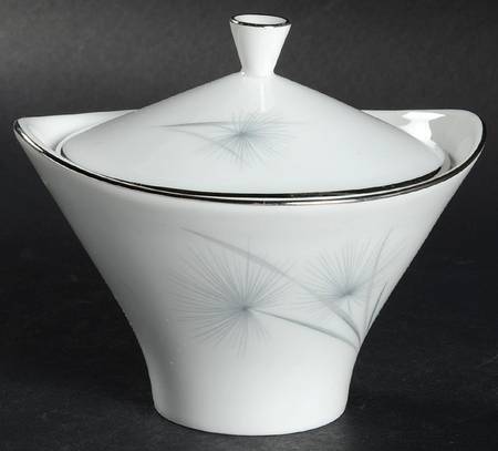 Sea Isle (Coupe, Platinum) Sugar Bowl & Lid