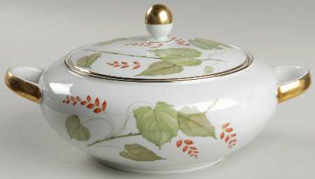 The Silver Poplar Round Covered Vegetable
