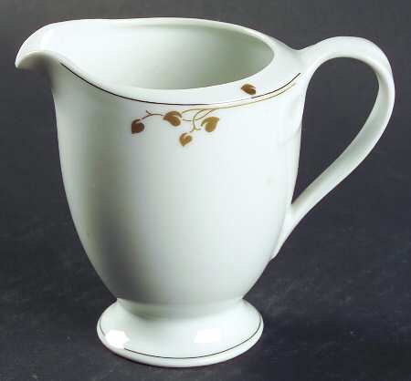 St. Honore Creamer