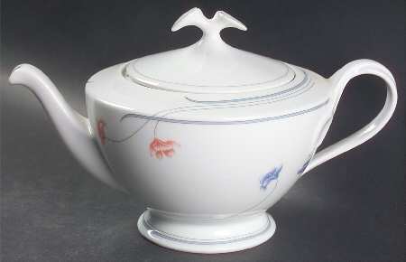 St. Michel Teapot & Lid by Hutschenreuther