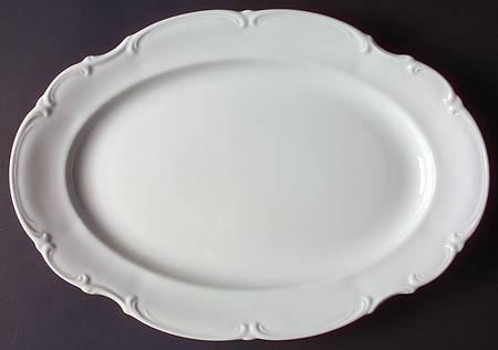 Sylvia (All White, No Trim) 15" Oval Serving Platter