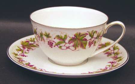Trailing Vine Footed Cup & Saucer Set