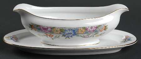 Vernon Gravy Boat with Attached Underplate