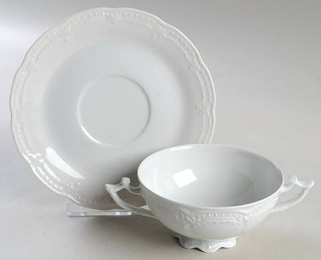 Viktoria Footed Cream Soup Bowl & Saucer Set