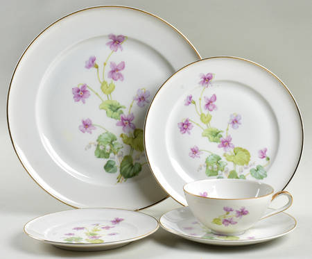 Violet (Rim Shape) 5 Piece Place Setting