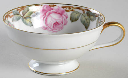 The Wakefield Footed Cup