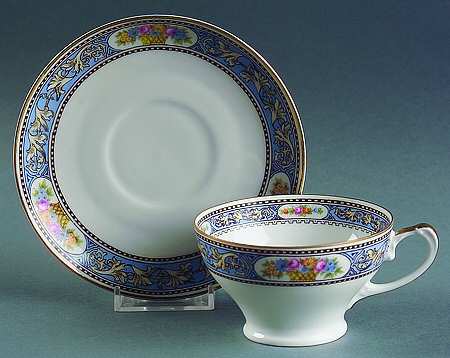 Westchester Footed Cup & Saucer Set