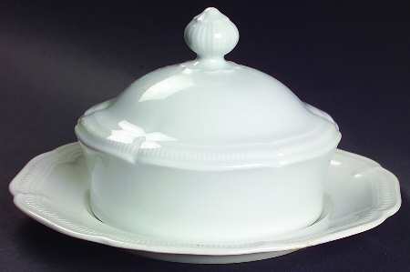 Weimar White Round Covered Butter