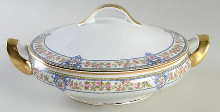 Yale Round Covered Vegetable