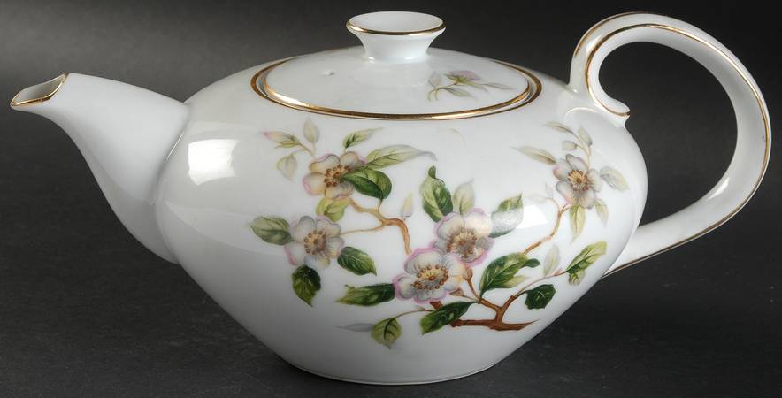 Dogwood Teapot & Lid