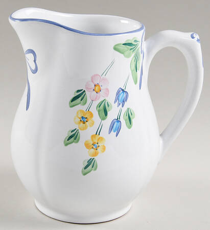 Bow 40 Oz Pitcher