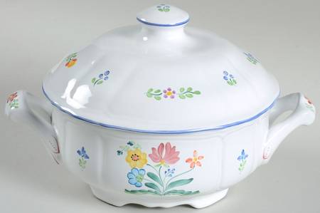 Herend Bouquet Round Covered Vegetable