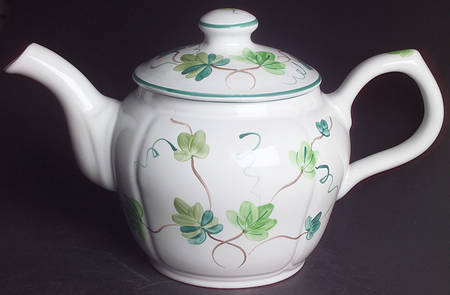 Ivy Teapot & Lid