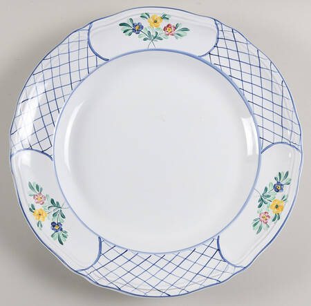 Lattice Hill 13" Chop Plate (Round Platter)