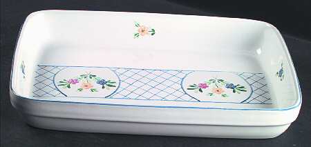 Lattice Hill 13"  Rectangular Baker