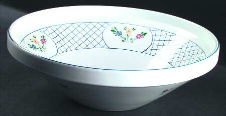 Lattice Hill 14" Large Salad Serving Bowl
