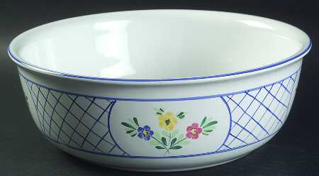 Lattice Hill 9" Round Vegetable Bowl