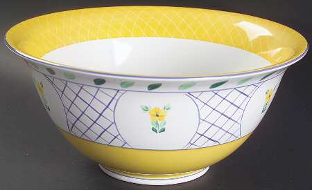 Lattice Hill 9" Salad Serving Bowl