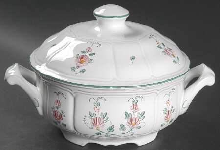 Primrose Round Covered Vegetable