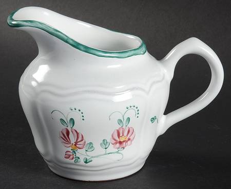 Primrose Creamer