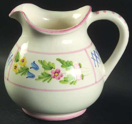 Trellis 48 Oz Pitcher