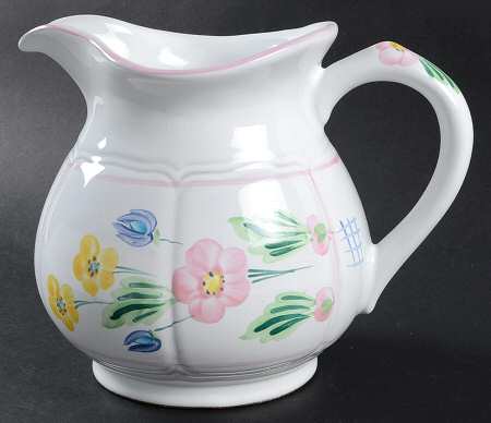 Trellis 48 Oz Pitcher