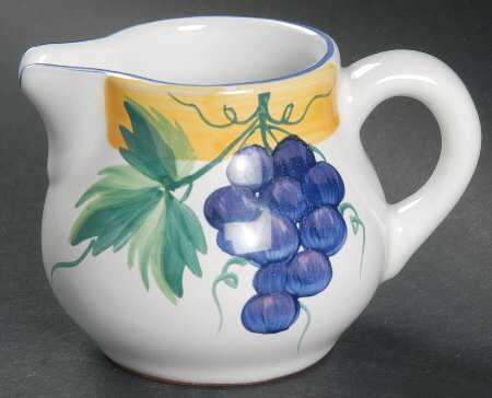 Village Vineyard Creamer