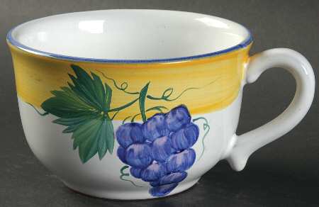 Village Vineyard Breakfast Cup