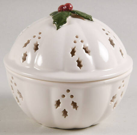 Creamware Pierced Potpourri Jar & Lid