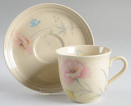 Ambrosia Flat Cup & Saucer Set