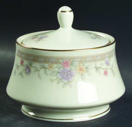 Bay Ridge Sugar Bowl & Lid