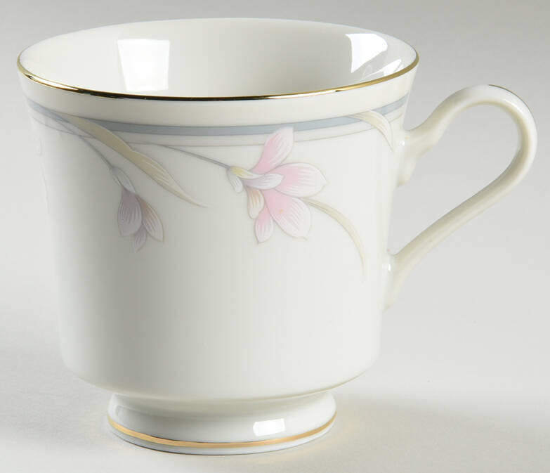 Sweetly Footed Cup