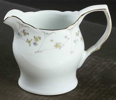 Briarwood Creamer