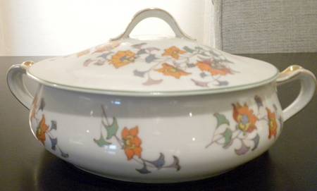 H579 Round Covered Vegetable