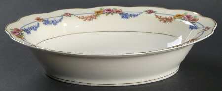 Picardy 9" Oval Vegetable Bowl