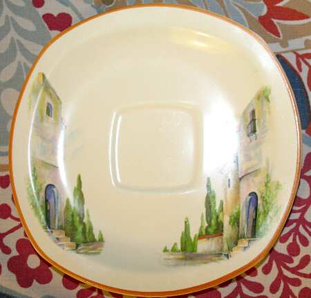 J213 Saucer