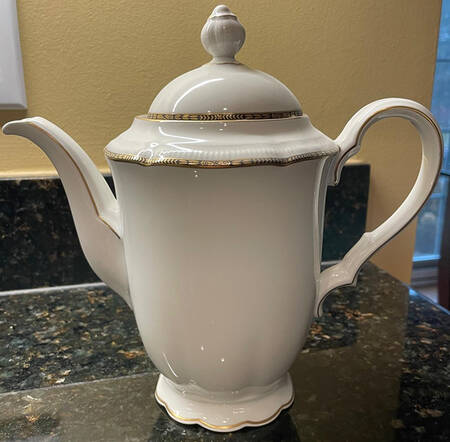 HUT583 Coffee Pot & Lid