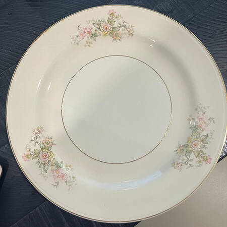 N1785 Dinner Plate