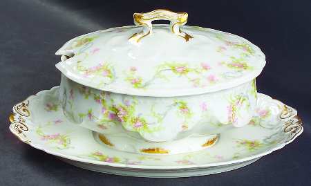 Schleiger 57-8 Gravy Boat w/Attached Underplate & Lid