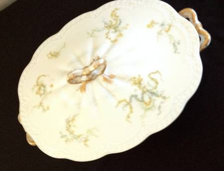 Schleiger 440f Oval Covered Vegetable