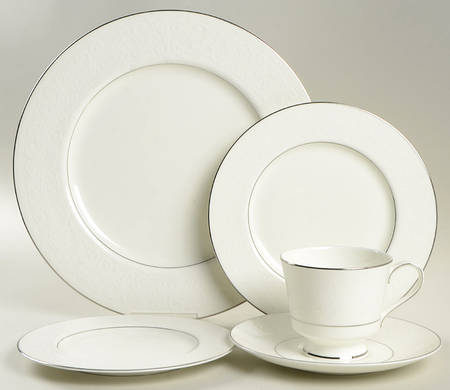 Chantilly 5 Piece Place Setting