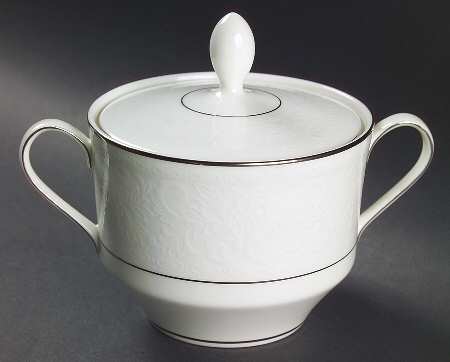 Chantilly Sugar Bowl & Lid