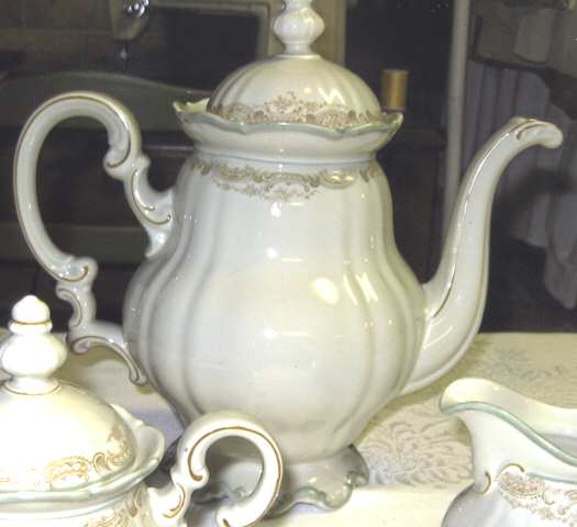 HUT591 Coffee Pot & Lid