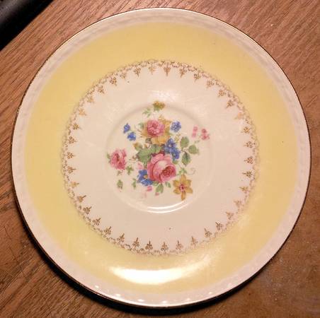 G3420 Saucer