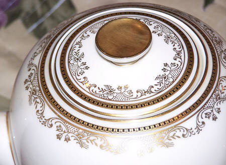 16959 Teapot & Lid